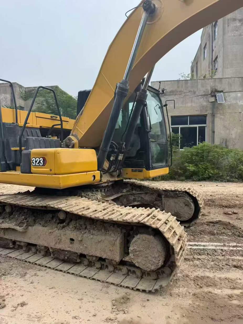 Buy Caterpillar 323 Used Excavator / 4 Used Caterpillar 323 Excavator 2021 Model / 4