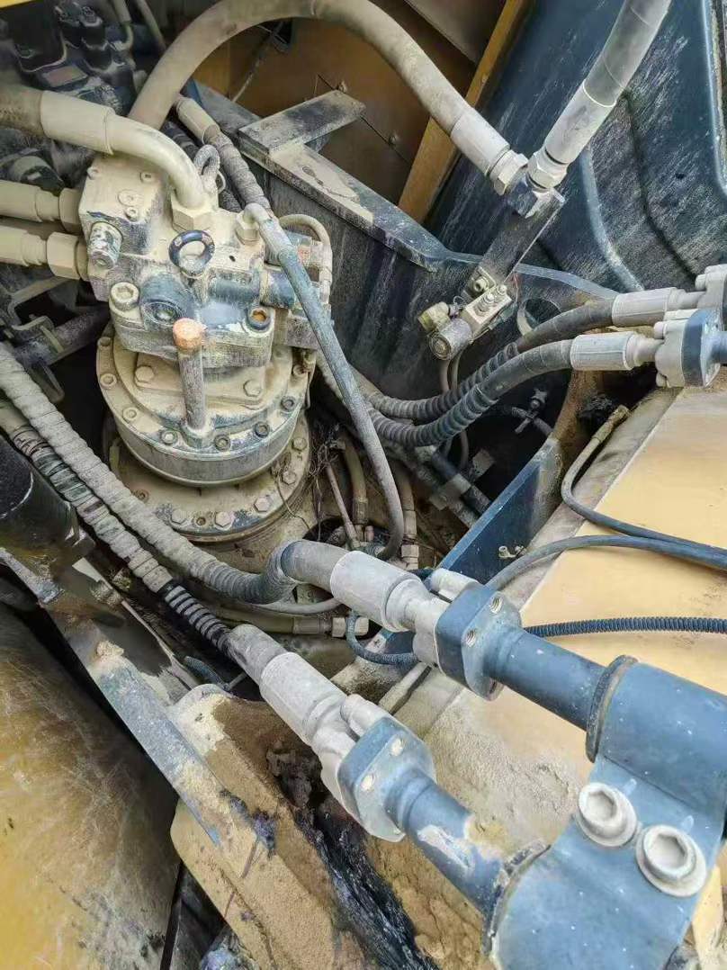 Used XCMG LW200 Excavator 2020 Model / 9