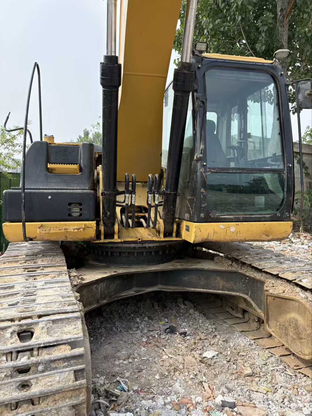 Used Caterpillar 323D2L Excavator 2017 Model / 4