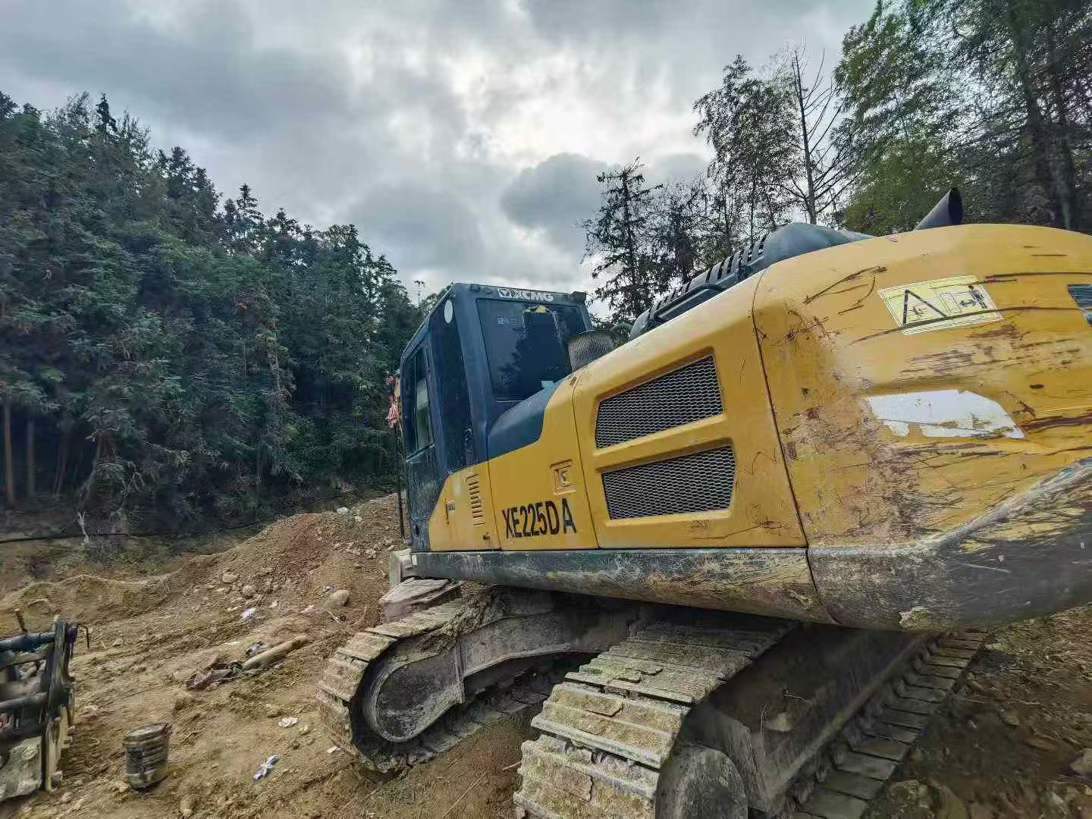 Used XCMG LW200 Excavator 2020 Model / 4