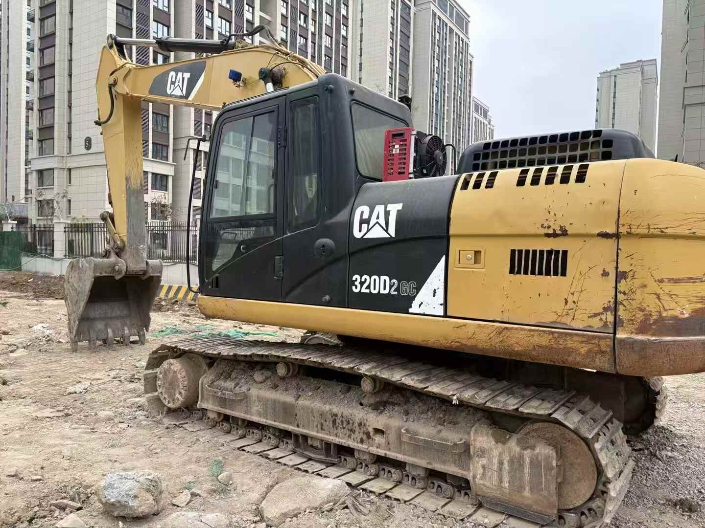 Buy Caterpillar 320GC Used Excavator / 1