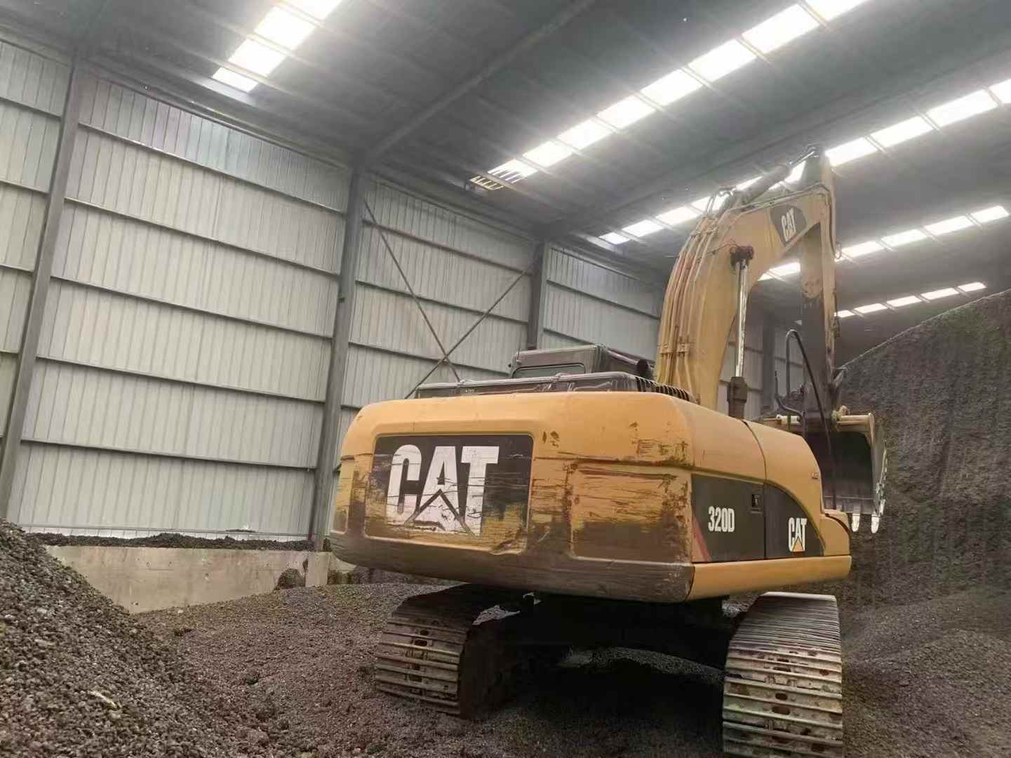 Buy Caterpillar 320D Used Excavator / 2 Used Caterpillar 320D Excavator 2011 Model / 2