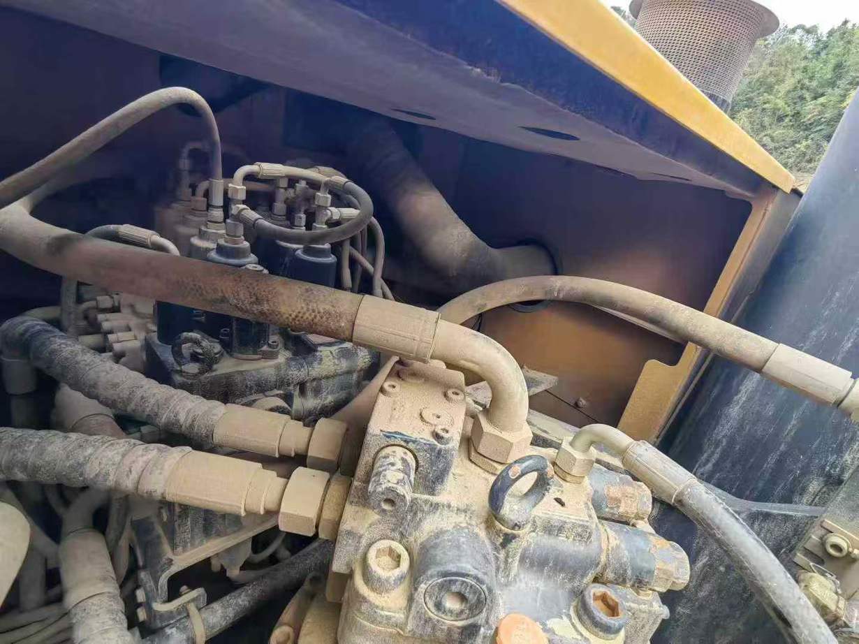 Used XCMG LW200 Excavator 2020 Model / 2