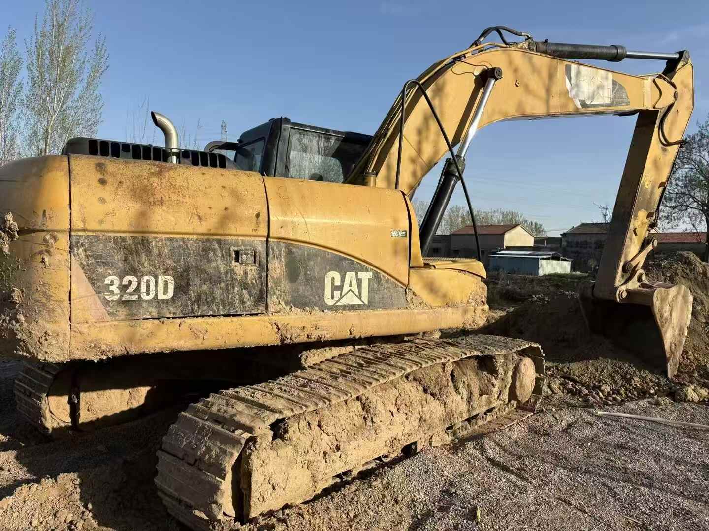 Used Caterpillar 320D Excavator 2011 Model / 3