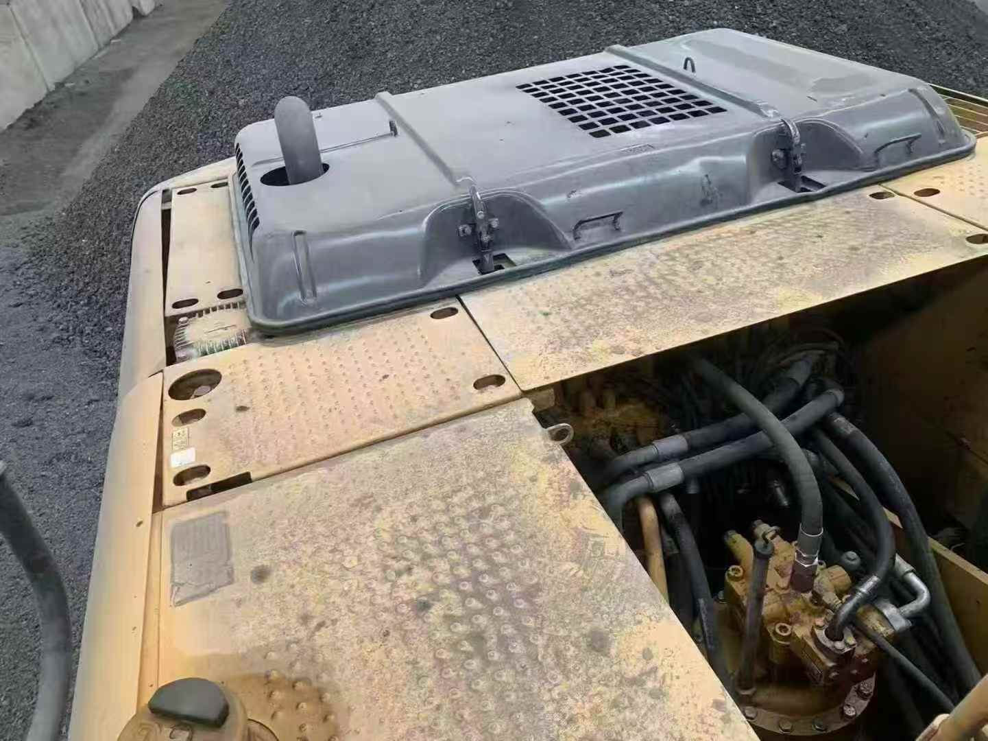 Buy Caterpillar 320D Used Excavator / 9 Used Caterpillar 320D Excavator 2011 Model / 9