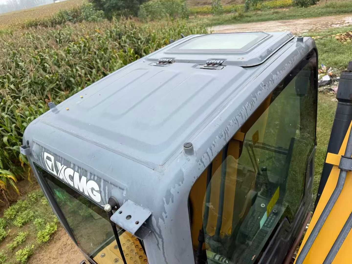 Used XCMG XE215 Excavator 2021 Model / 2