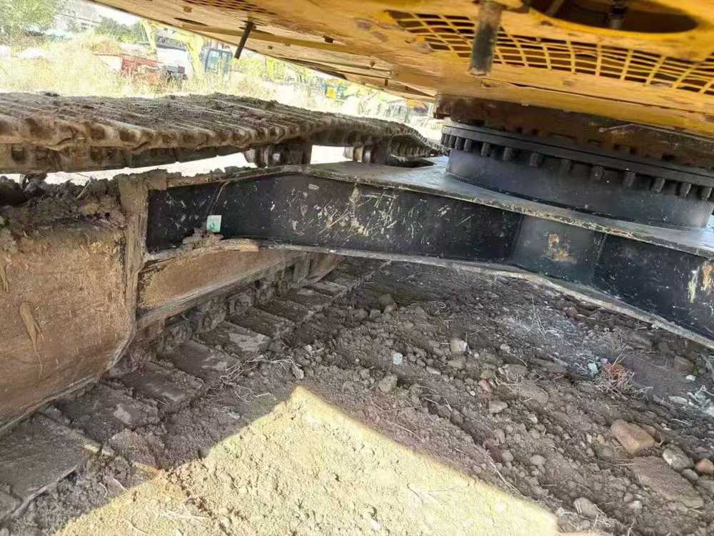 Used Caterpillar 323 Excavator 2020 Model / 2