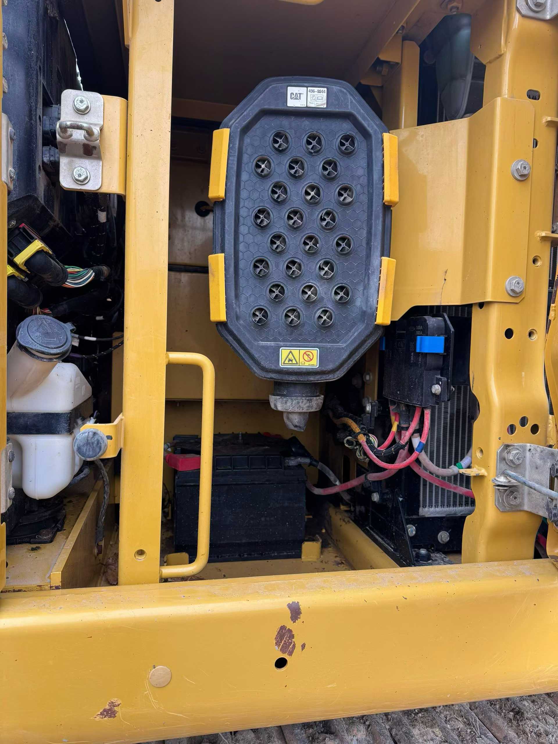 Used Caterpillar 330L Excavator 2019 Model / 7