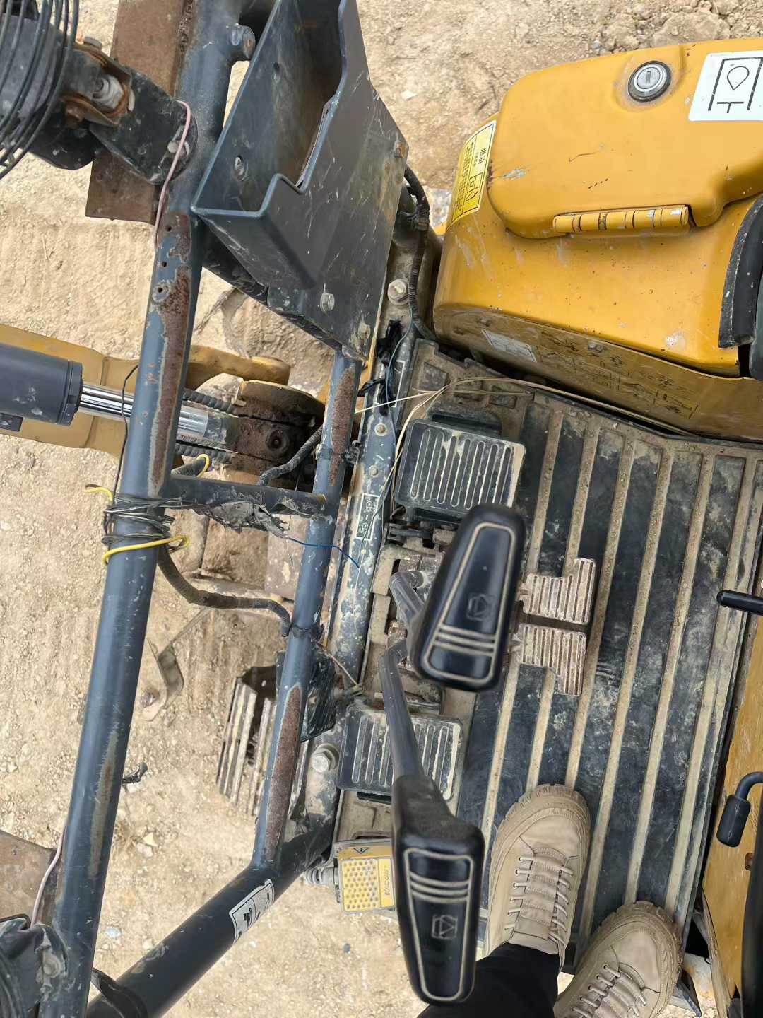 Used XCMG XE15 Excavator 2020 Model / 9