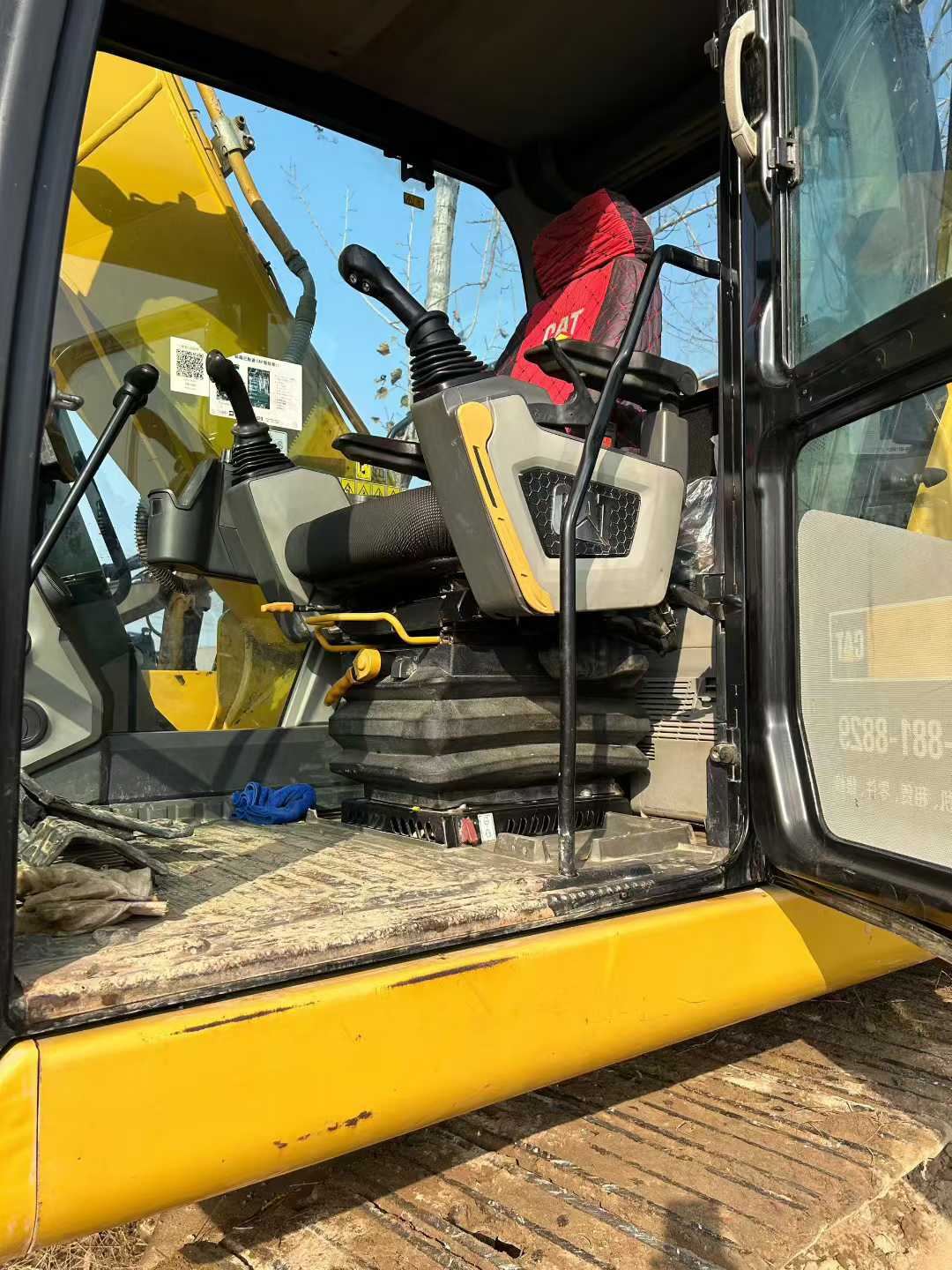 Used Caterpillar 323 Excavator 2018 Model / 4