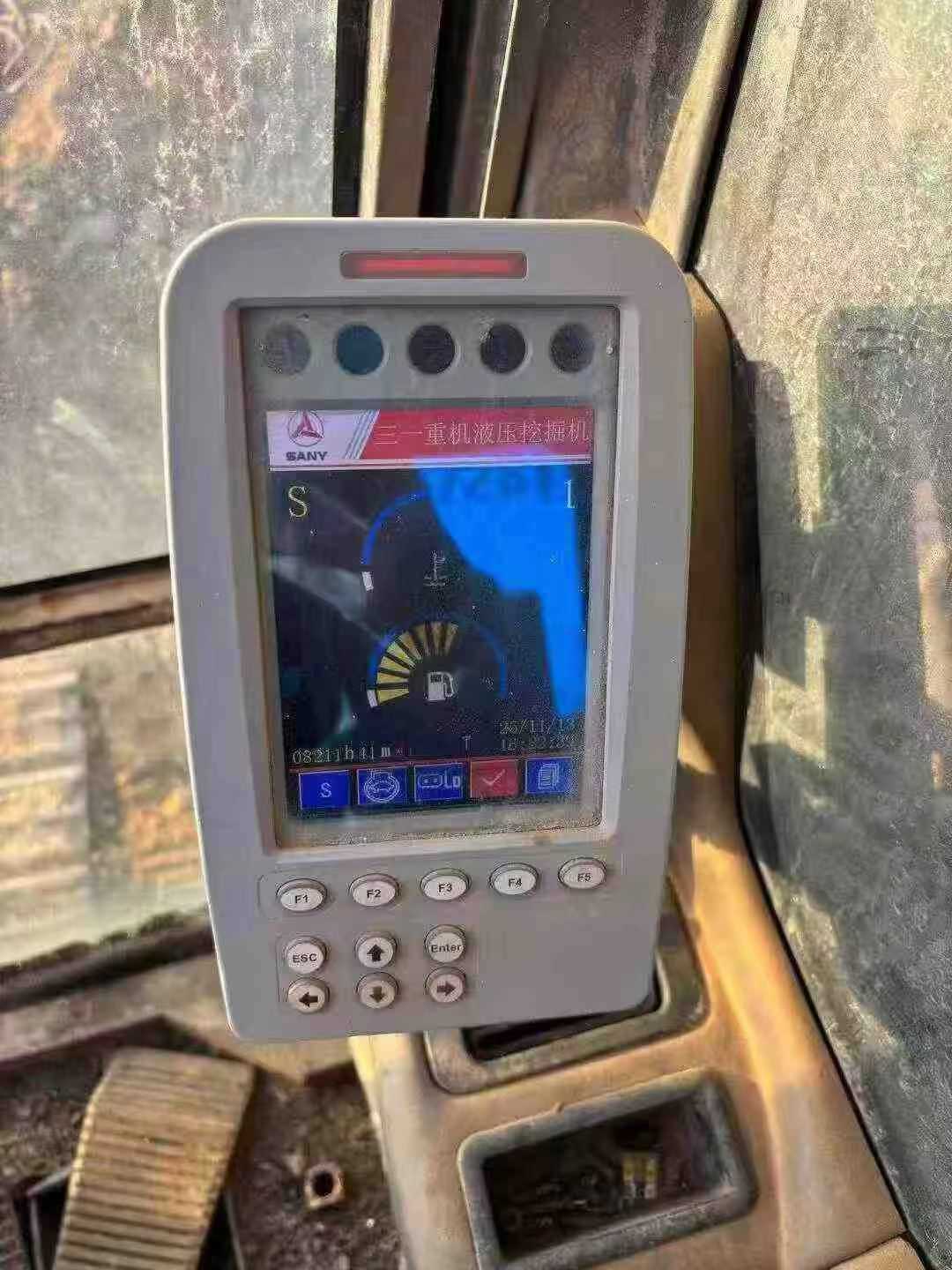 Used Sany SY235C-8S Excavator 2011 Model / 3