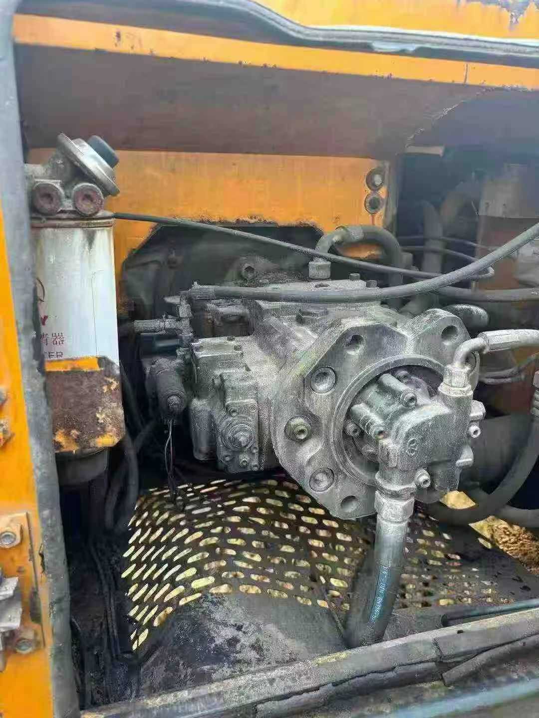 Used Sany SY235C-8S Excavator 2011 Model / 5