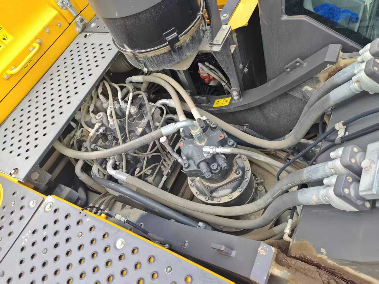 Buy Volvo ECR38 Used Excavator / 6 Used Volvo ECR38 Excavator 2020 Model / 6