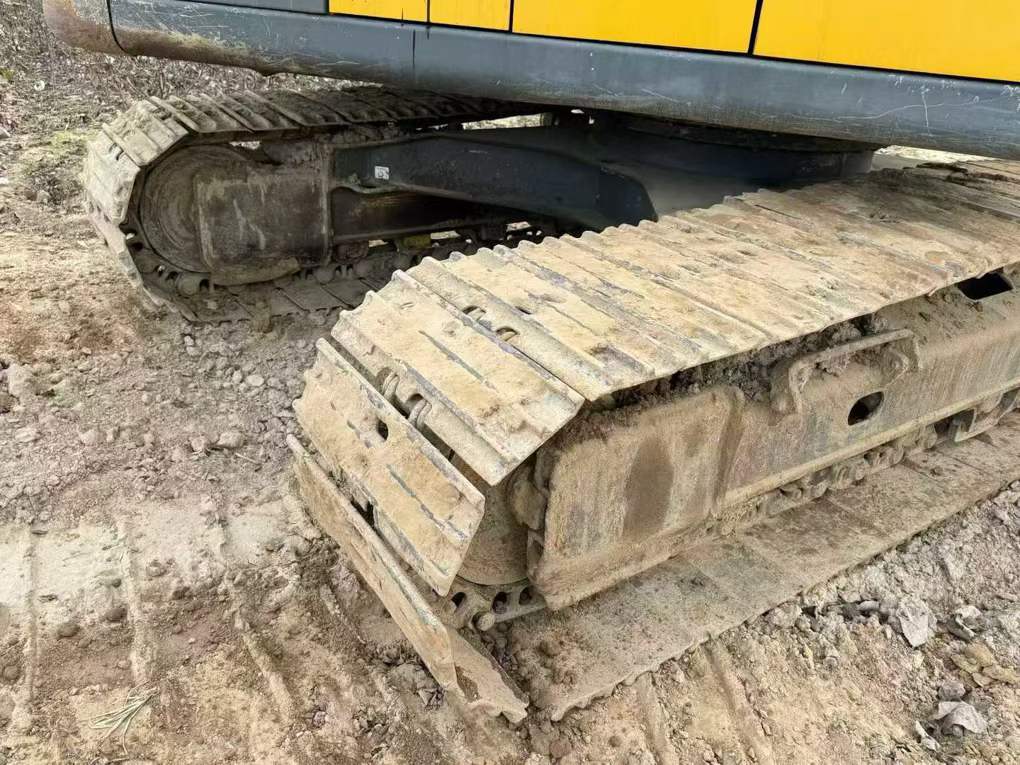 Used Volvo EC140 Excavator 2016 Model / 4