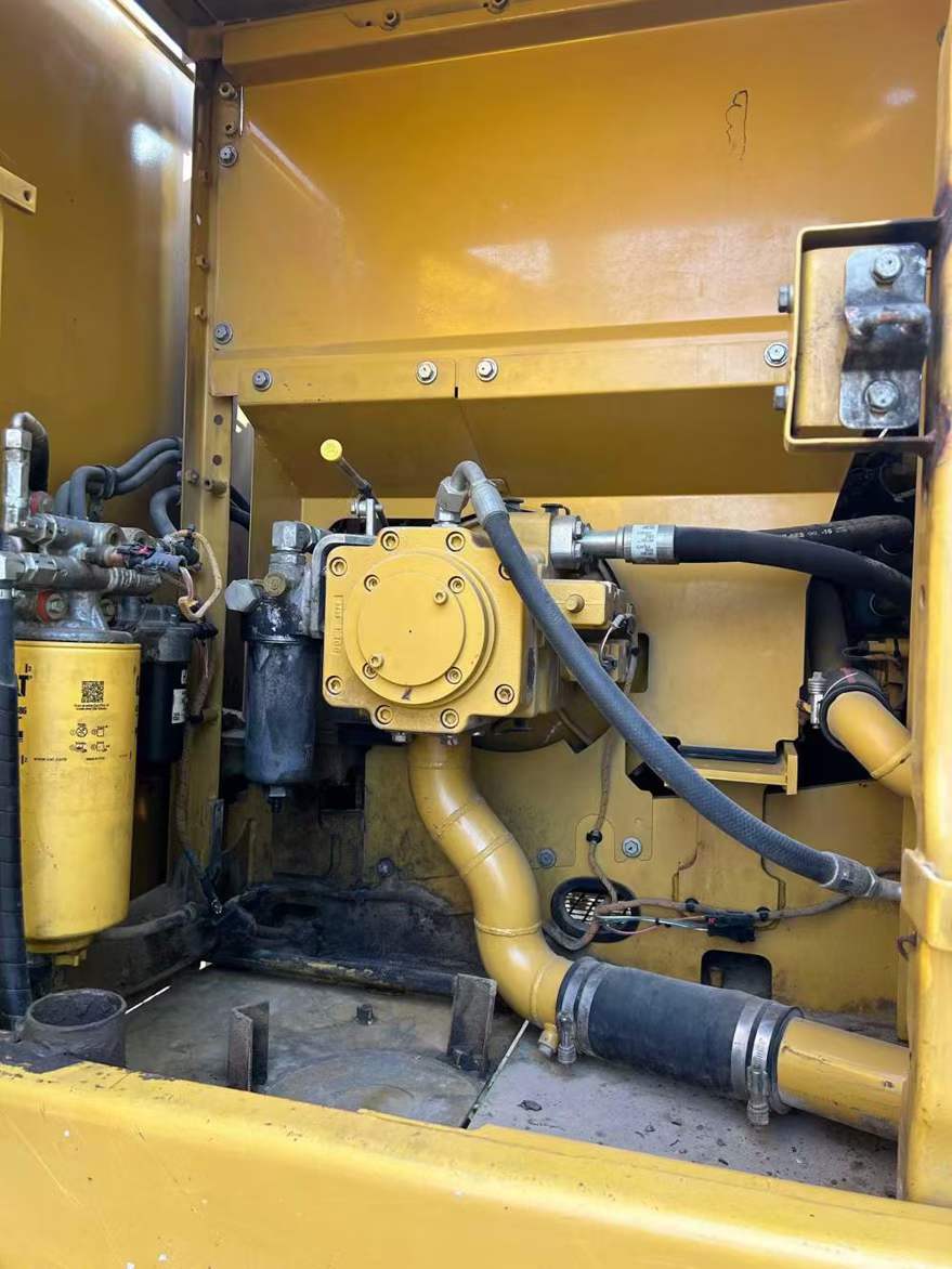 Buy Caterpillar 323 Used Excavator / 7 Used Caterpillar 323 Excavator 2018 Model / 7