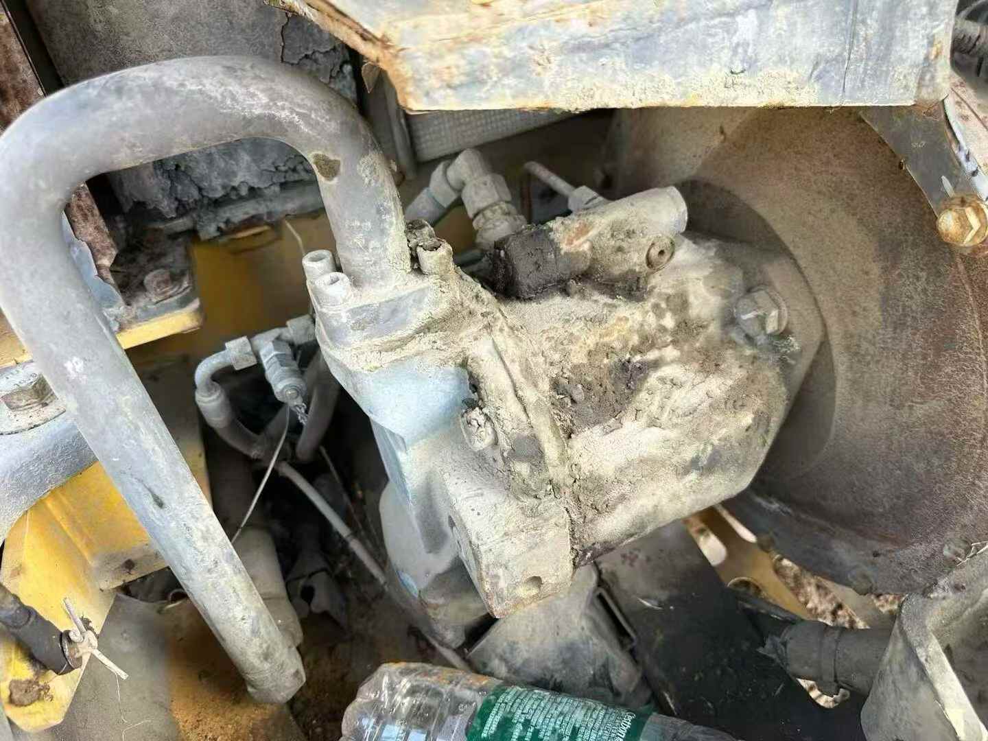 Used XCMG XE60 Excavator 2014 Model / 4