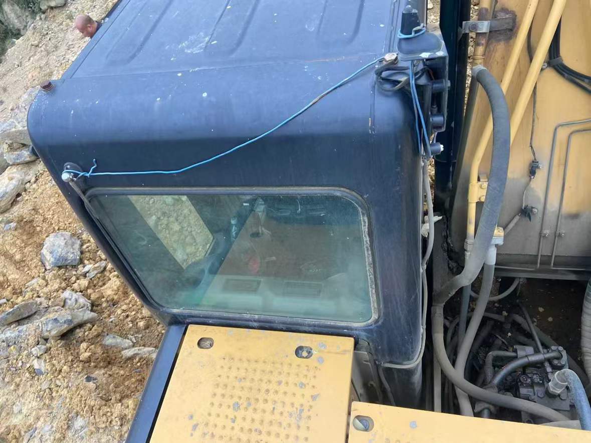 Used Caterpillar CT20 Excavator 2016 Model / 6