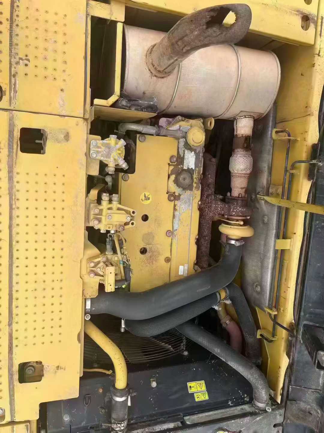 Used Caterpillar 323DL Excavator 2011 Model / 6