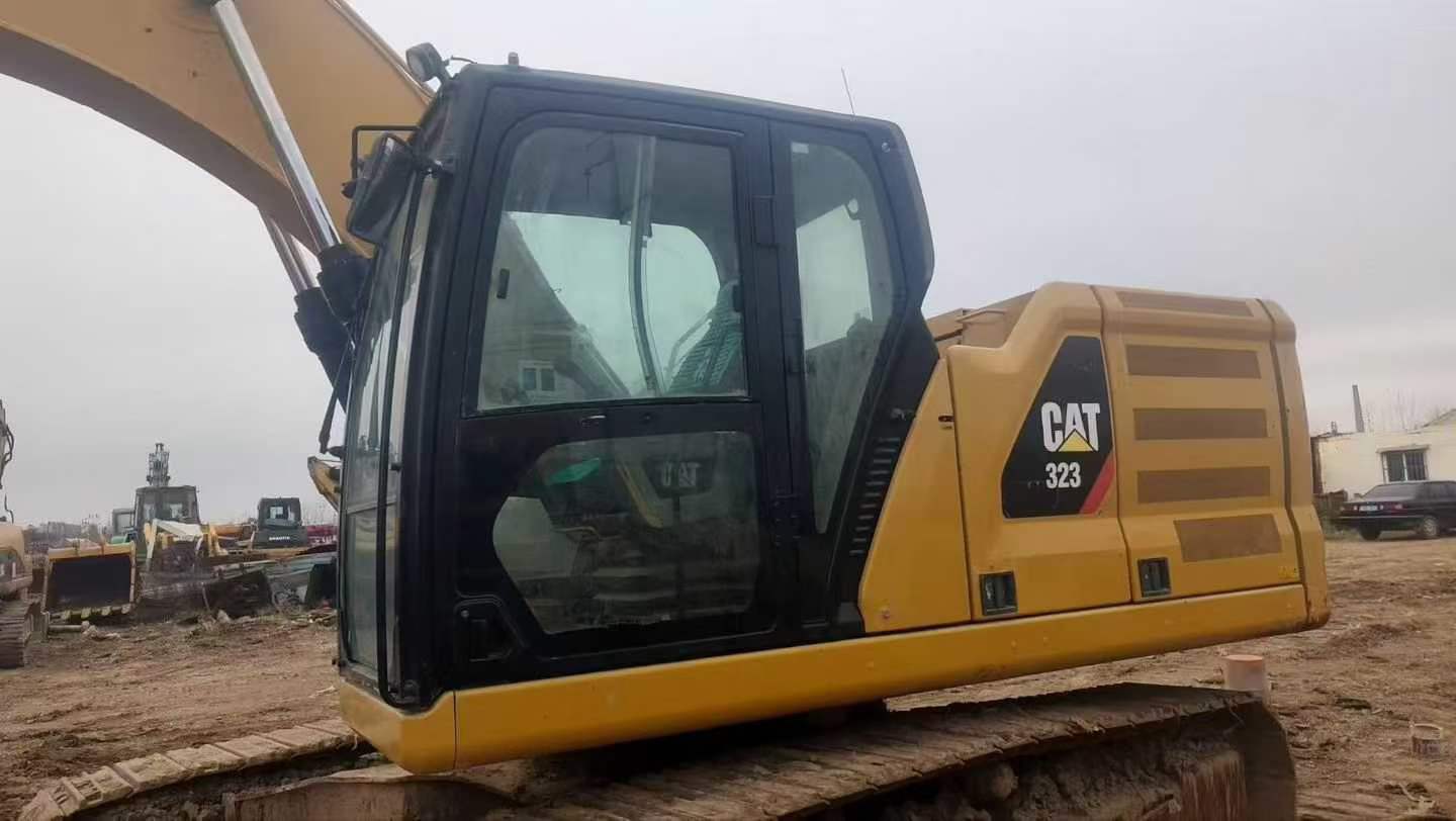 Used Caterpillar 323 Excavator 2019 Model / 6
