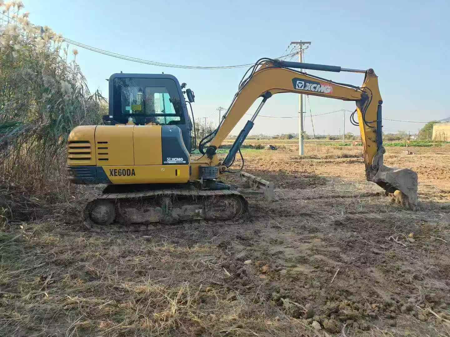 Buy XCMG XE60 Used Excavator / 1