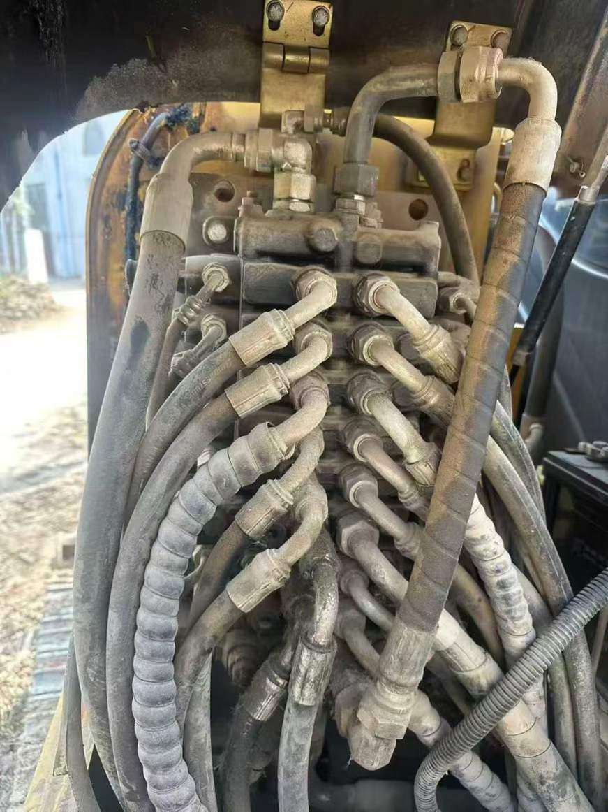 Used XCMG XE60 Excavator 2016 Model / 6