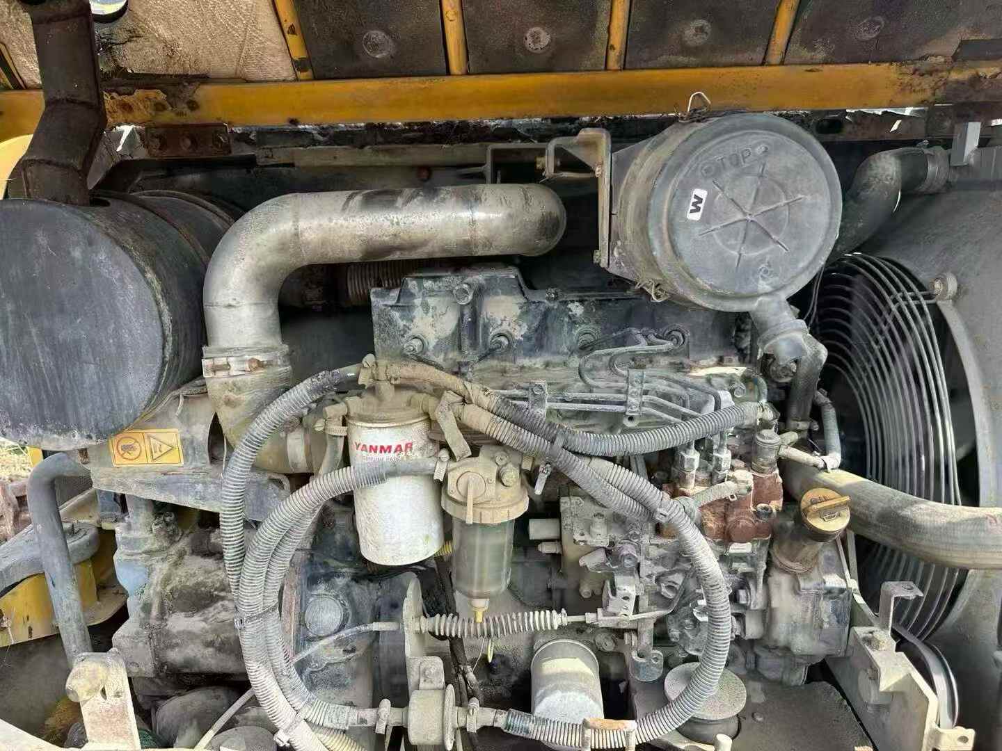 Used XCMG XE60 Excavator 2014 Model / 3