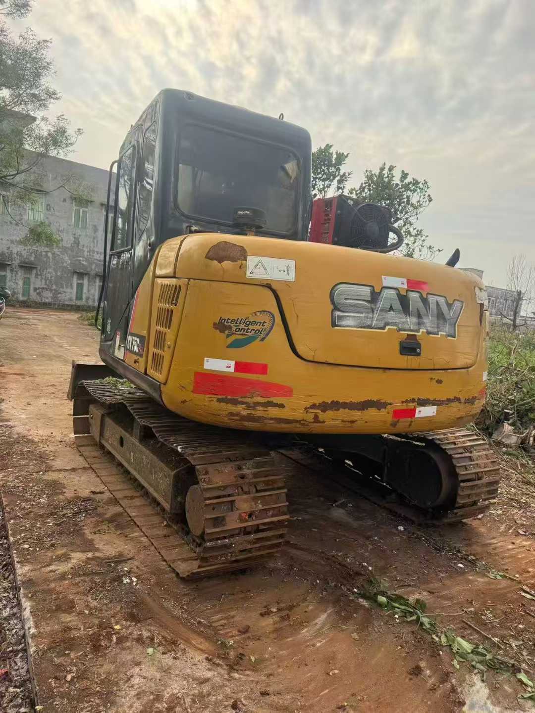Used Sany SY75 Excavator 2016 Model / 3