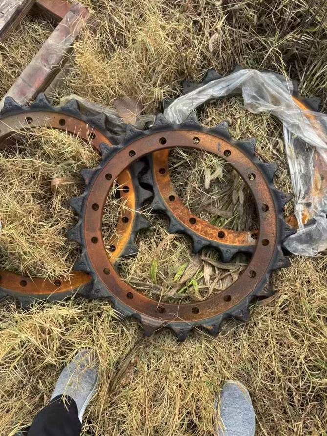 Used Caterpillar 323 Excavator 2016 Model / 5