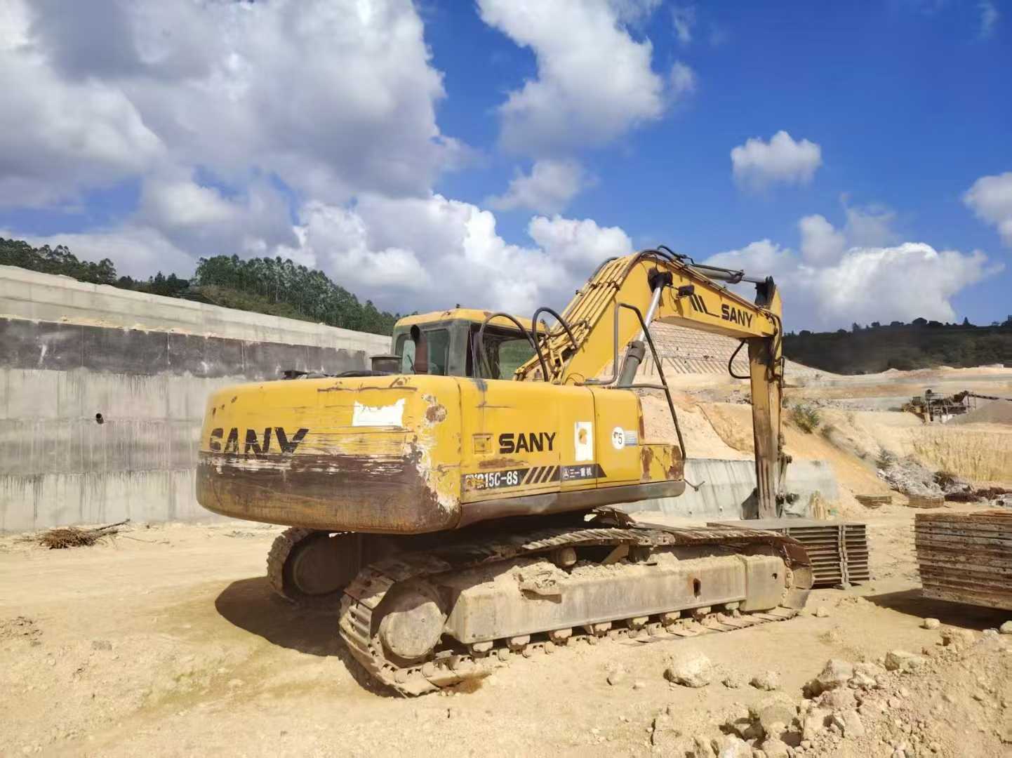 Buy Sany SY215ACE Used Excavator / 2 Used Sany SY215ACE Excavator 2016 Model / 2