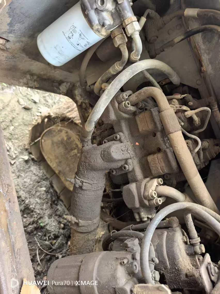 Used Hitachi ZAXIS200 Excavator 2016 Model / 5