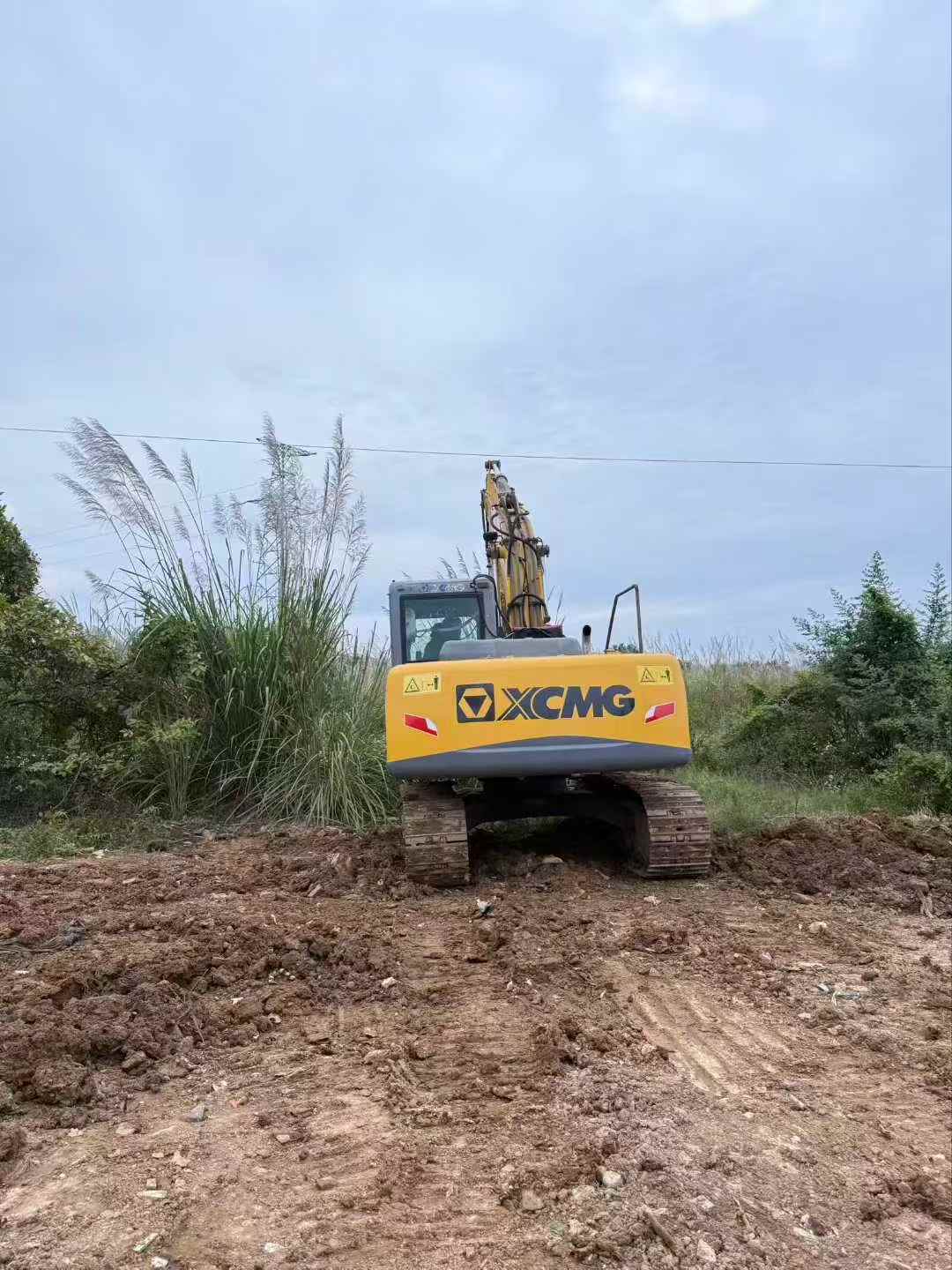 Used XCMG XE135GA Excavator 2016 Model / 3