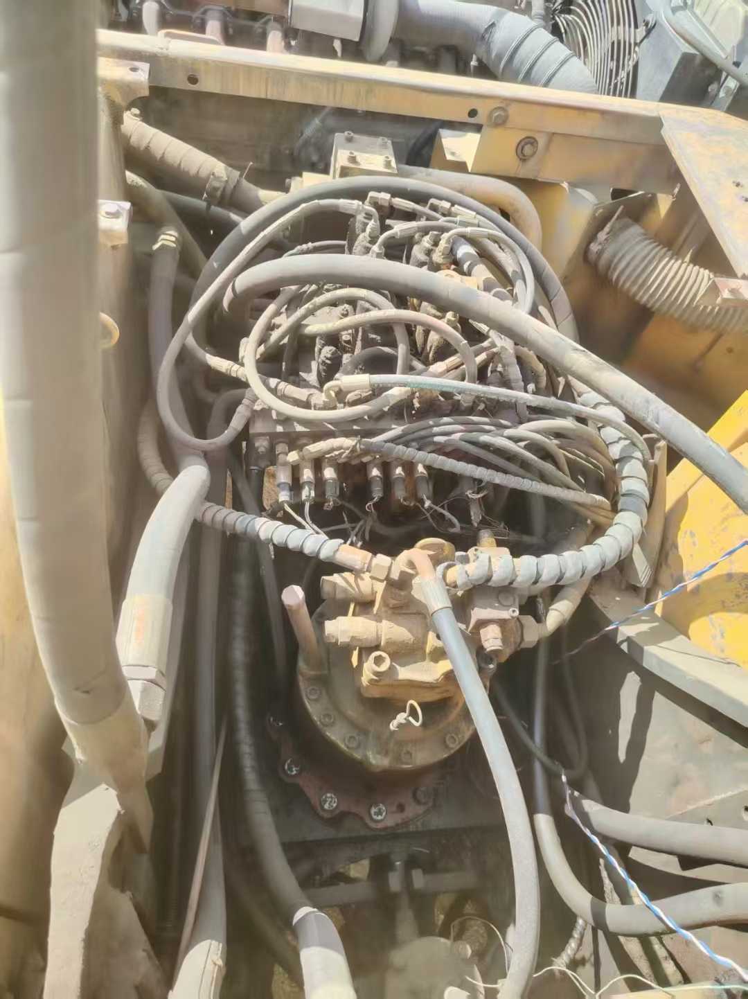 Buy Sany SY215ACE Used Excavator / 4 Used Sany SY215ACE Excavator 2016 Model / 4