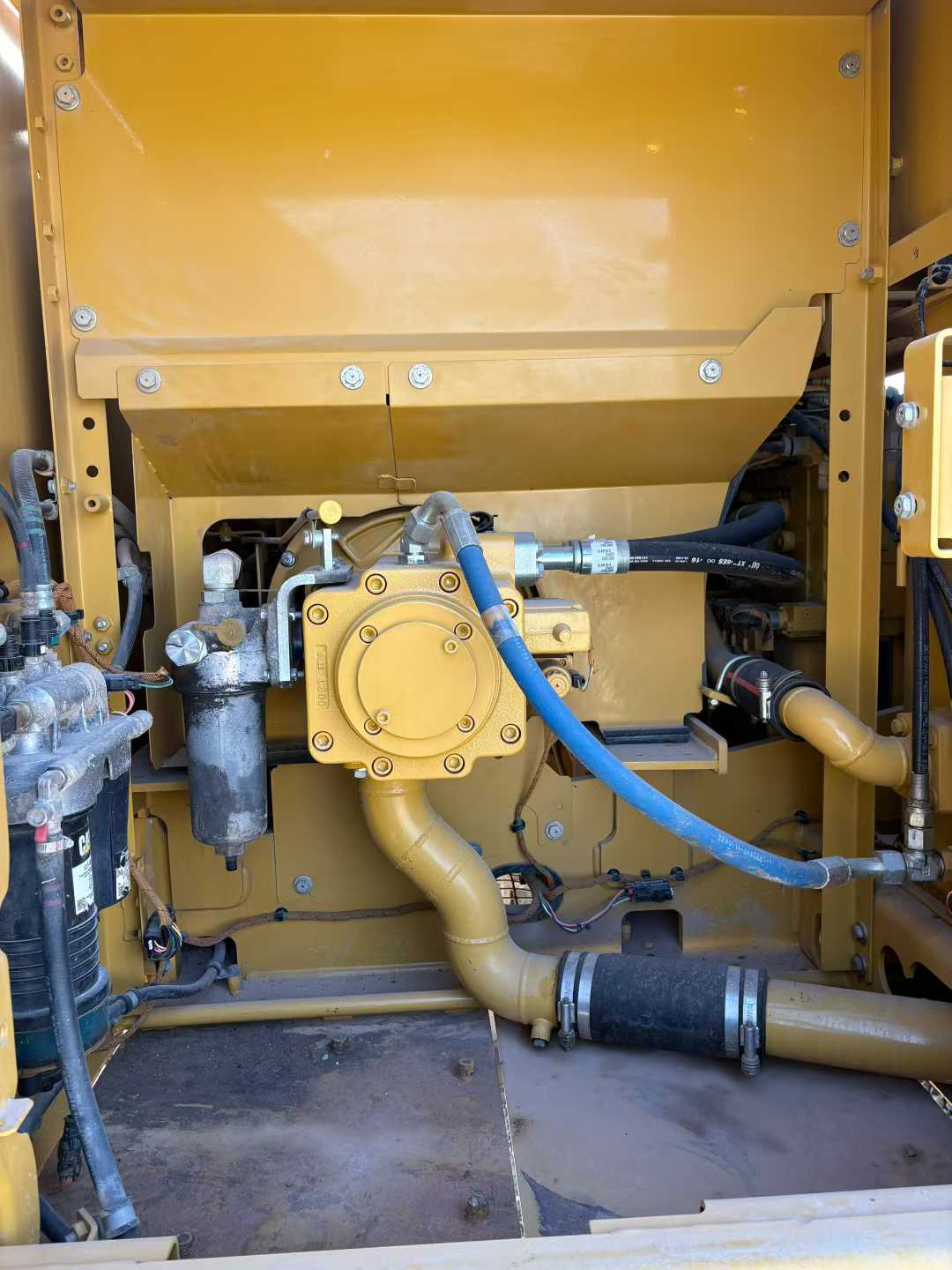 Used Caterpillar 323 Excavator 2019 Model / 6