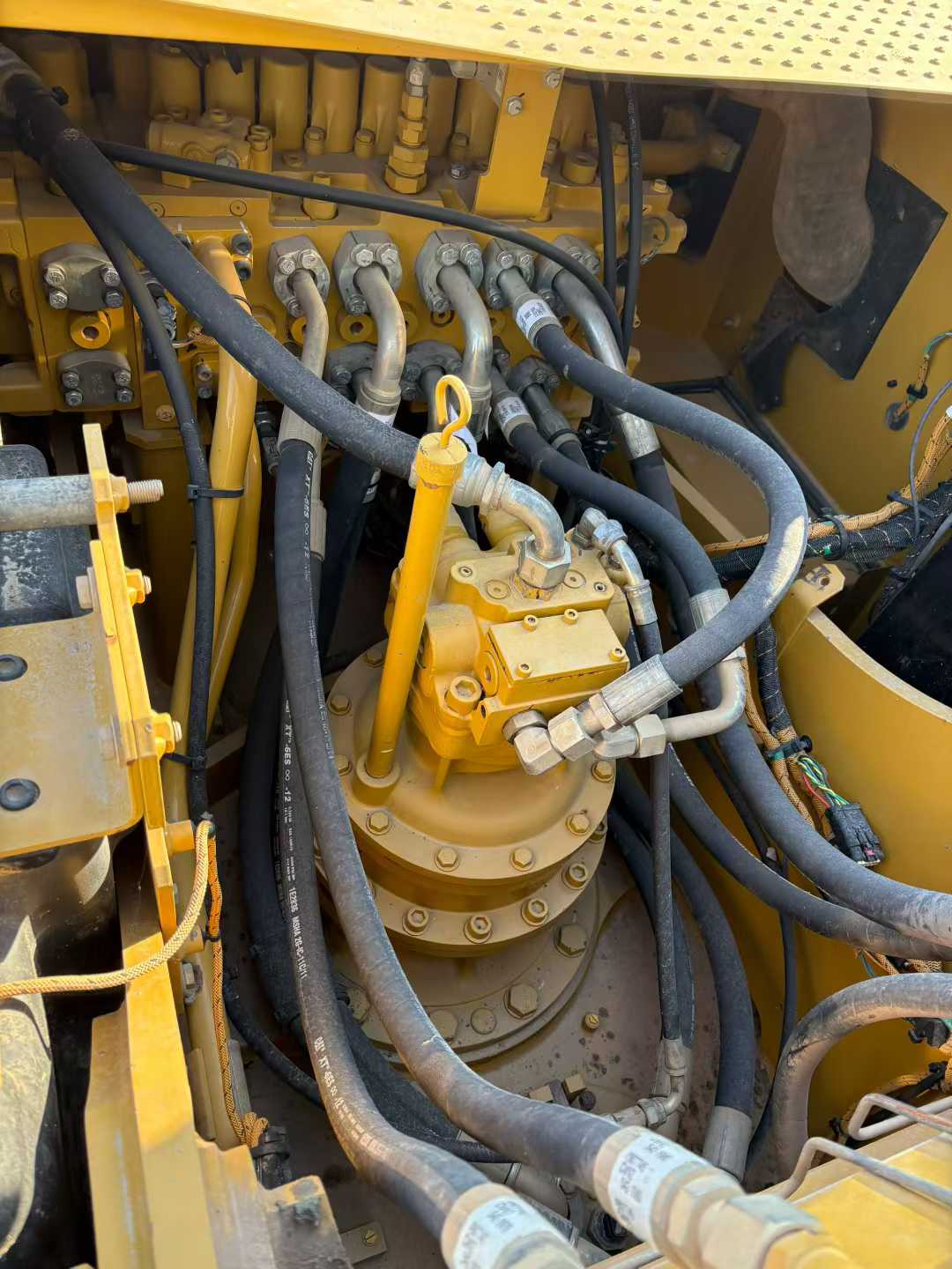 Used Caterpillar 323 Excavator 2019 Model / 7