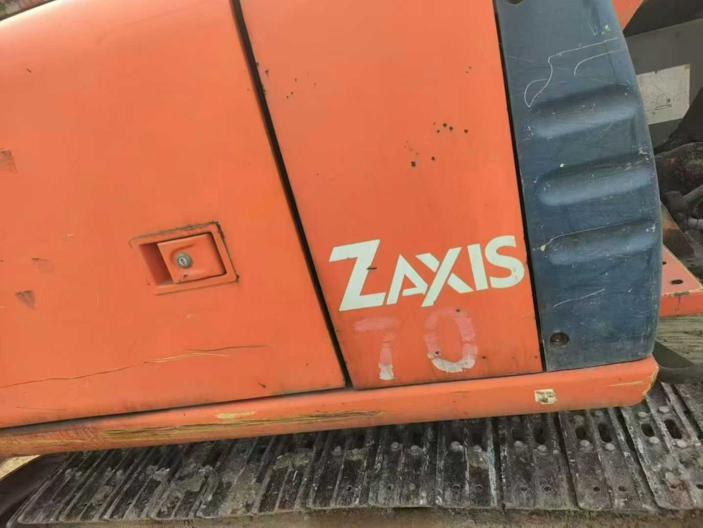 Used Hitachi ZX60 Excavator 2016 Model / 3