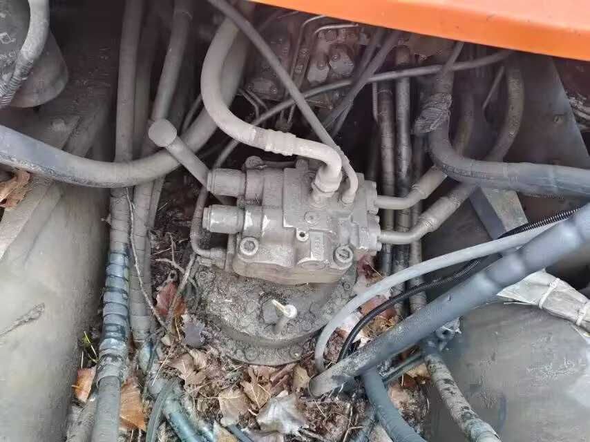 Used Hitachi ZX60 Excavator 2014 Model / 7