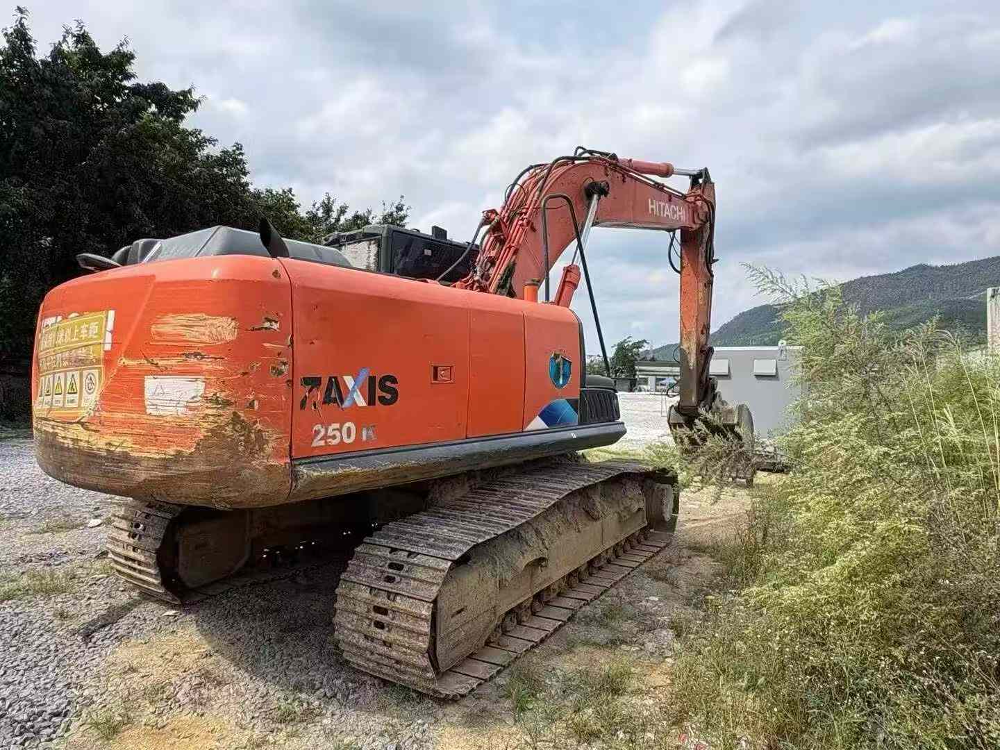 Used Hitachi EX210 Excavator 2018 Model / 3
