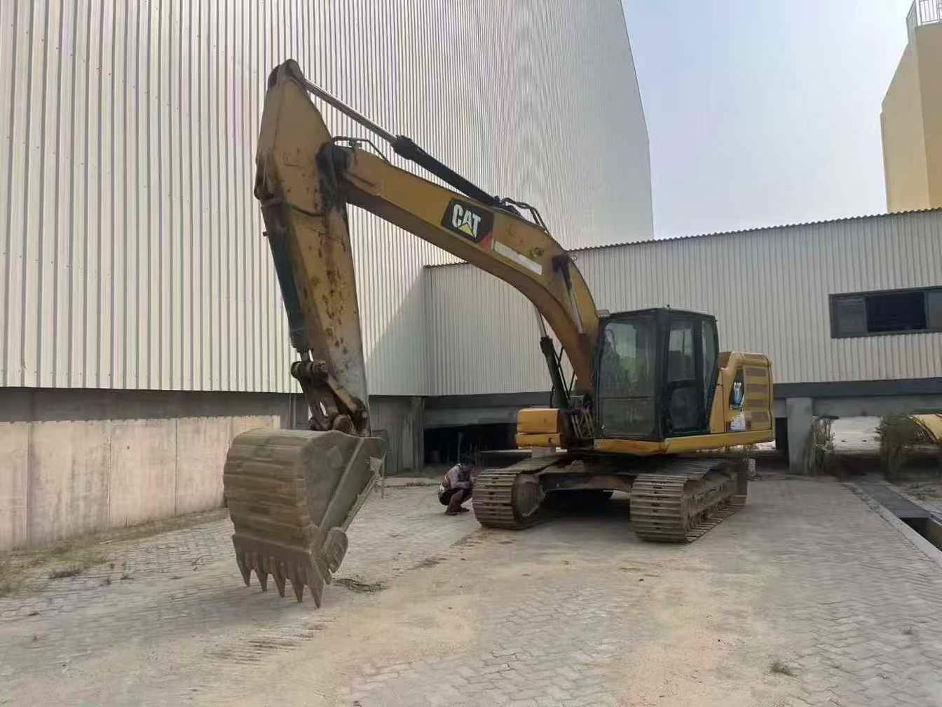Buy Caterpillar CT20 Used Excavator / 9 Used Caterpillar CT20 Excavator 2018 Model / 9