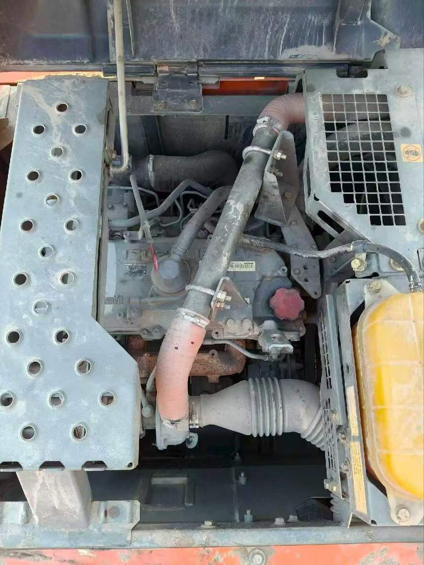 Used Hitachi ZX240-5A Excavator 2018 Model / 3