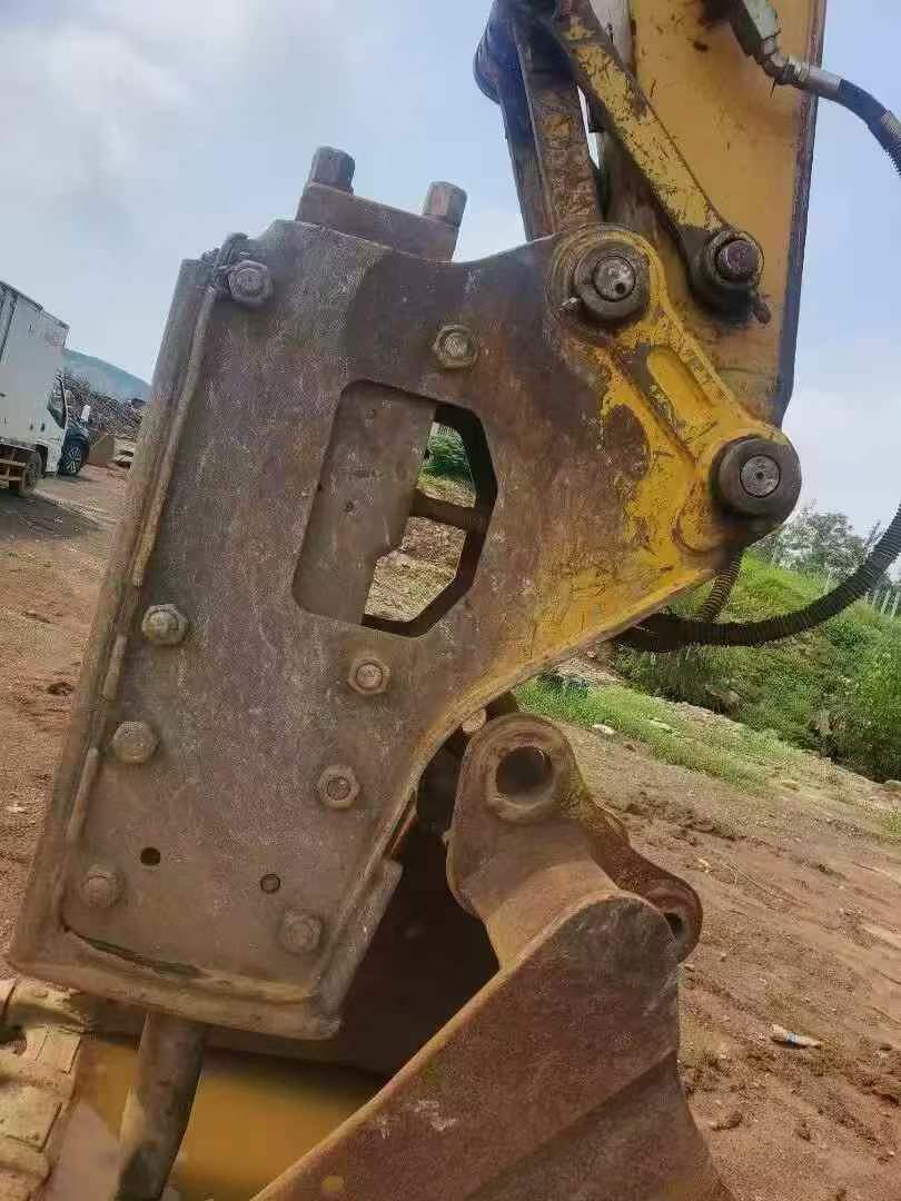 Used Caterpillar 323 Excavator 2013 Model / 6