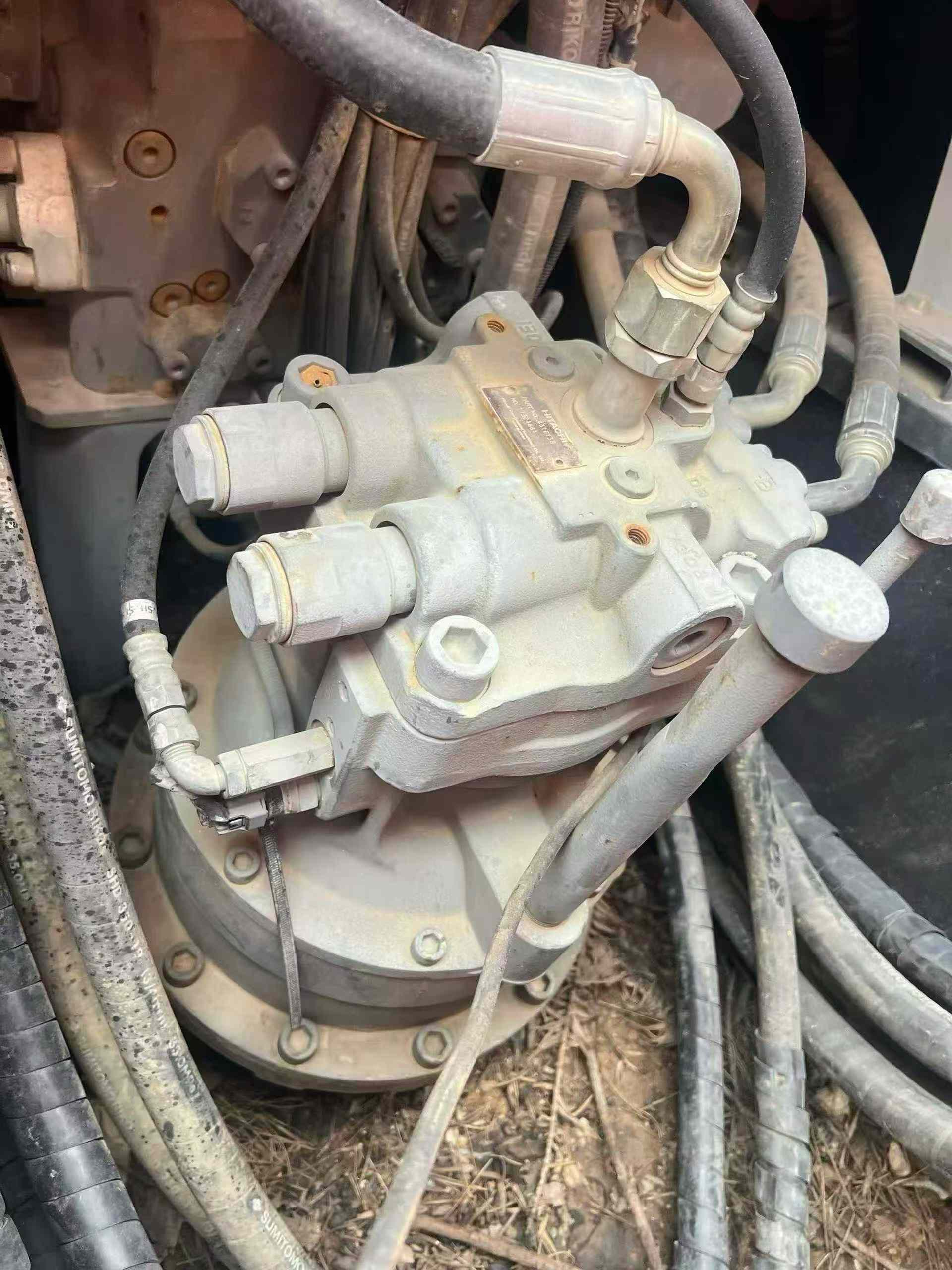 Used Hitachi ZAXIS200 Excavator 2016 Model / 7