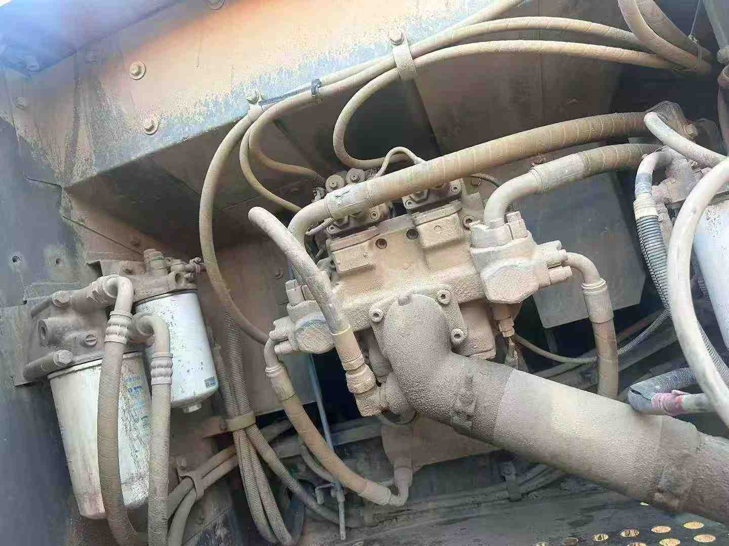 Used Hitachi ZAXIS200 Excavator 2020 Model / 6