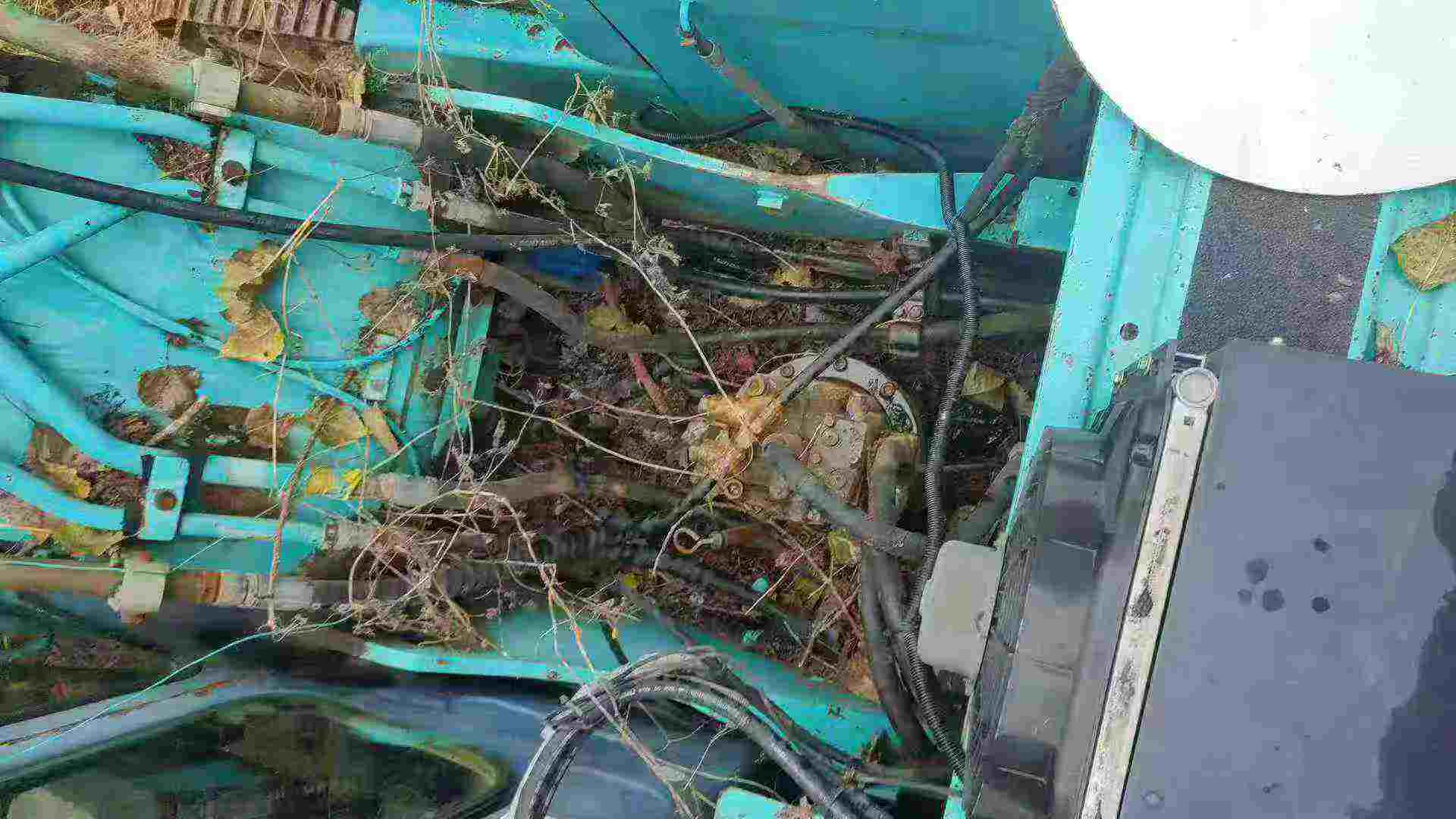 Buy Kobelco SK200-10 Used Excavator / 7 Used Kobelco SK200-10 Excavator 2016 Model / 7