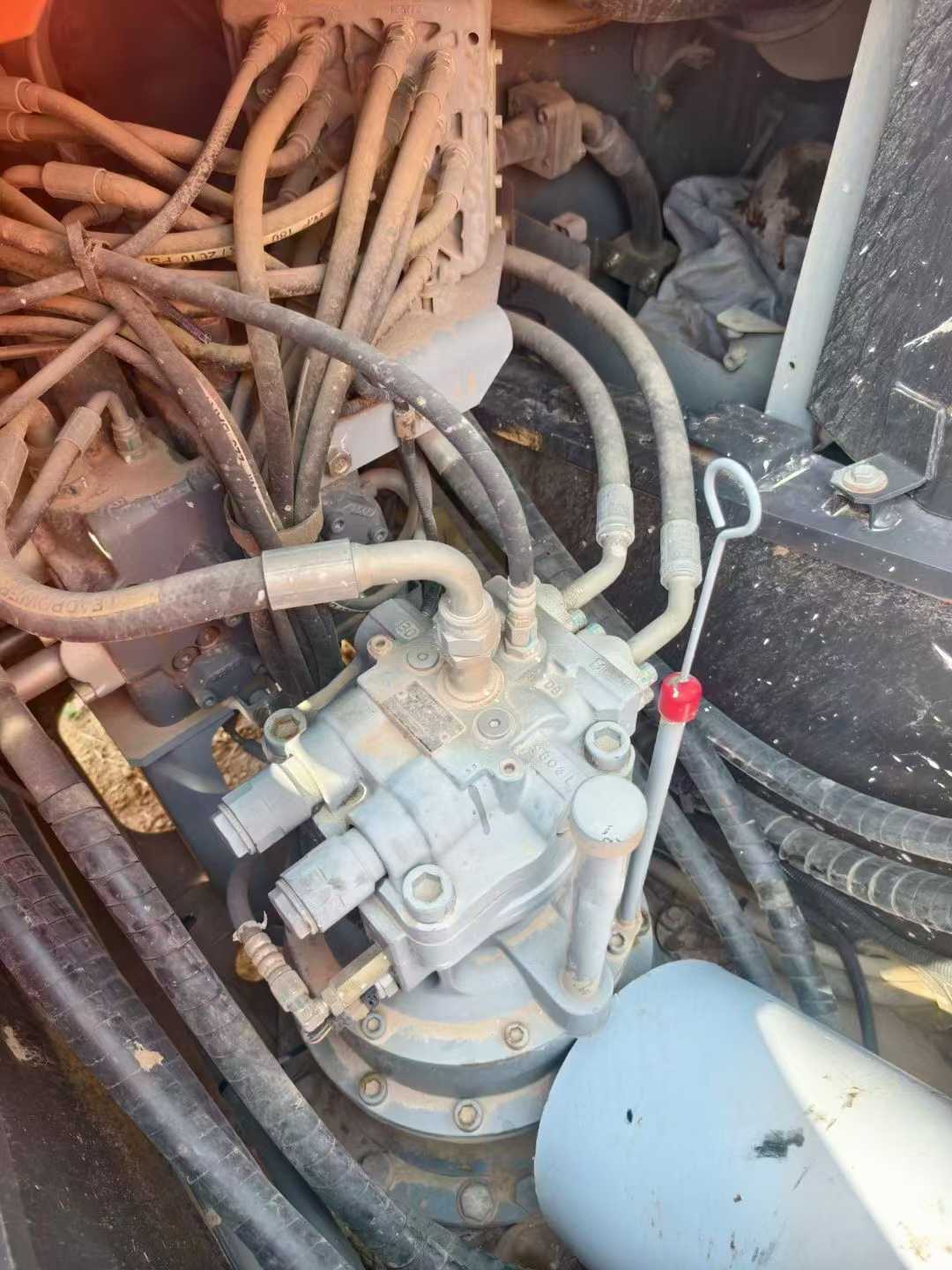 Used Hitachi ZAXIS200 Excavator 2020 Model / 6