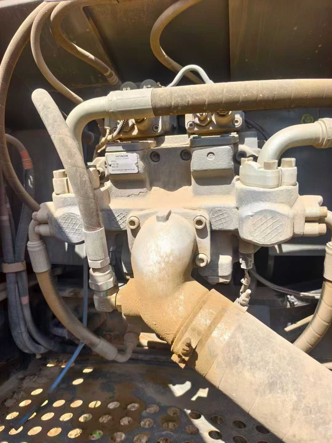 Used Hitachi ZAXIS200 Excavator 2020 Model / 4