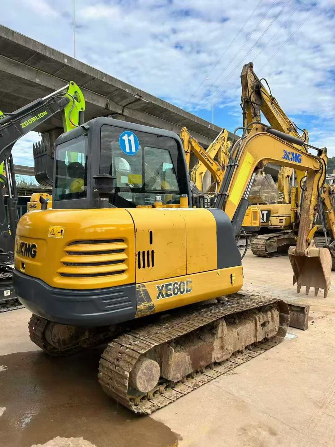 Used XCMG XE60 Excavator 2018 Model / 3