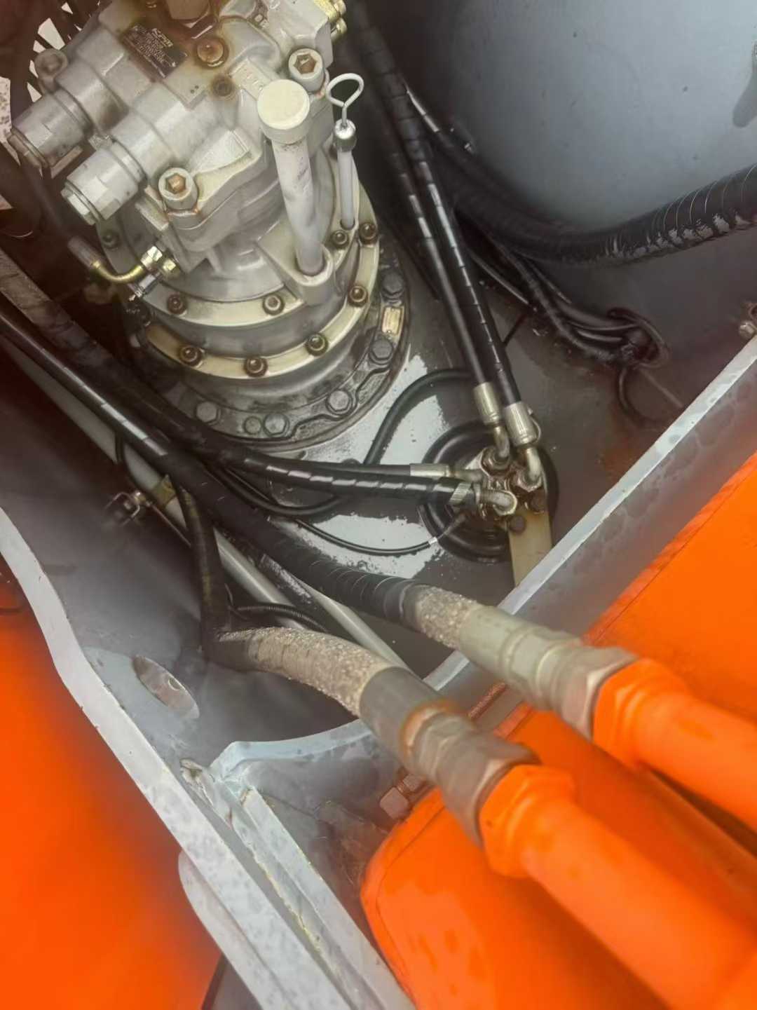 Used Hitachi ZAXIS200 Excavator 2012 Model / 9