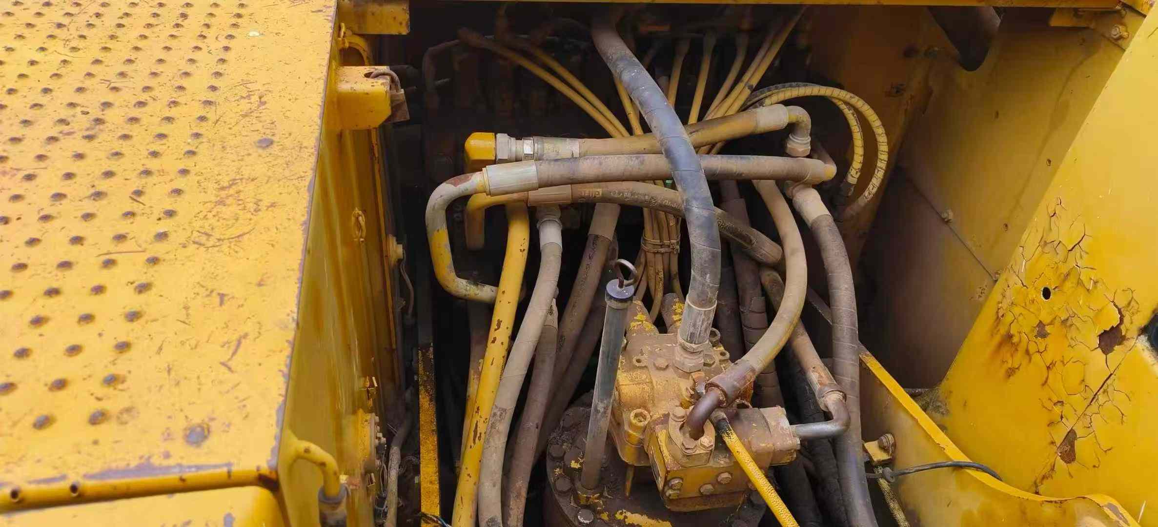 Used Caterpillar 320C Excavator 2016 Model / 5