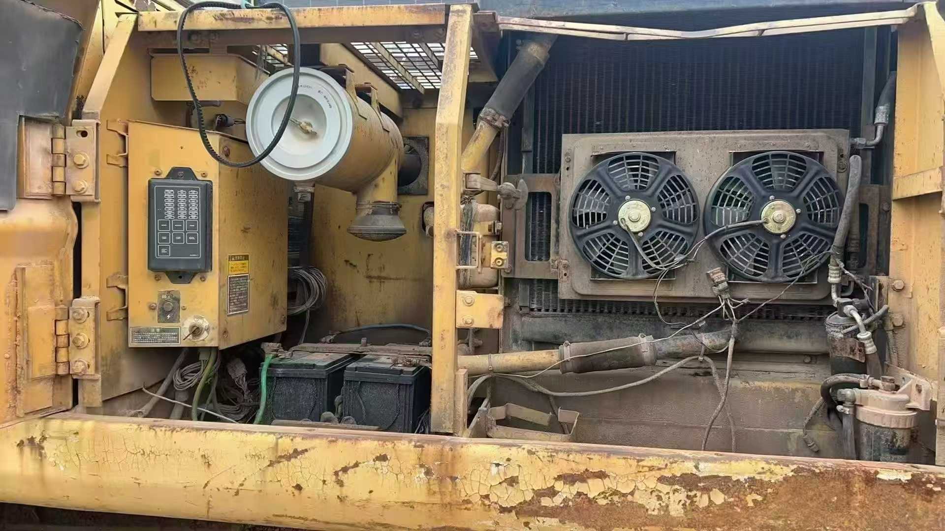 Used Caterpillar 320V2 Excavator 2016 Model / 5