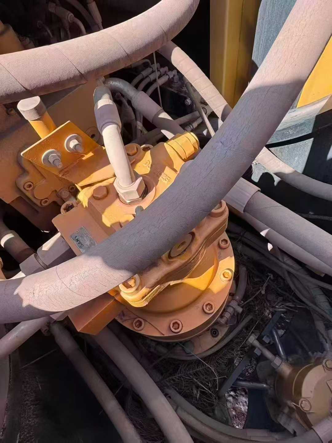 Used Sany SY200H Excavator 2021 Model / 3